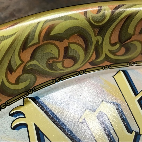 Vintage Anheuser Busch Brewing Cherub Metal Tray - Picture 4 of 8